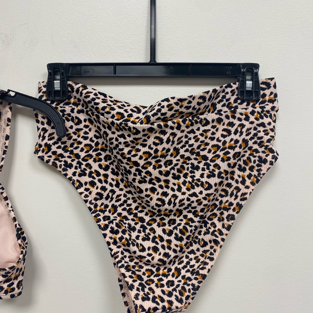 MLeopard Print Bikini Set - Picture 8 of 8